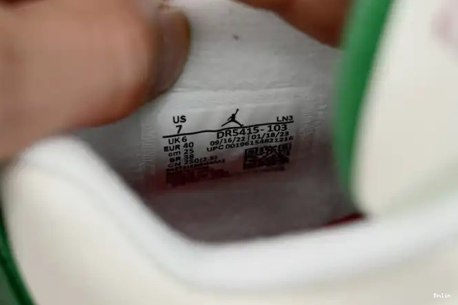 Boostmaster lin Green SB Jordan Retro 4 DR5415-103 Pine 0527